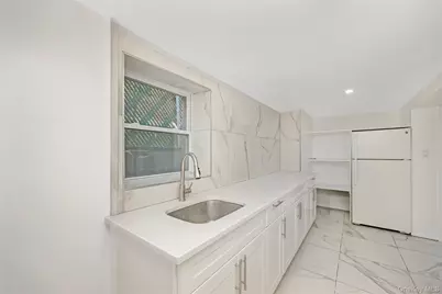 22011 139th Avenue, Springfield Gardens, NY 11413 - Photo 32