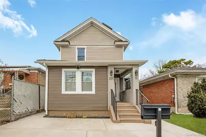 22011 139th Avenue, Springfield Gardens, NY 11413 - Photo 4