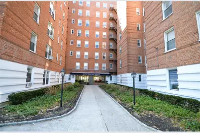 247 Parkview Avenue #6M, Bronxville, NY 10708 - Photo 1