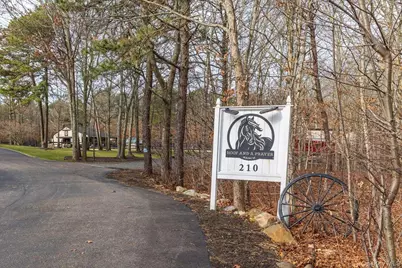 210 Weeks Avenue, Manorville, NY 11949 - Photo 44