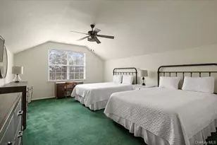 210 Weeks Ave, Manorville, NY 11949 - Photo 16