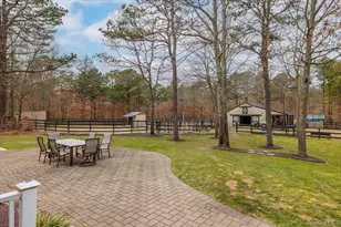 210 Weeks Ave, Manorville, NY 11949 - Photo 38