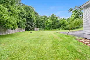 8 Larissa Ln, Wappingers Falls, NY 12590 - Photo 28