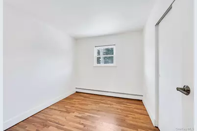 10 Sutton Place, Ronkonkoma, NY 11779 - Photo 40
