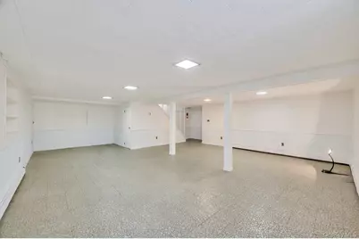 10 Sutton Place, Ronkonkoma, NY 11779 - Photo 46