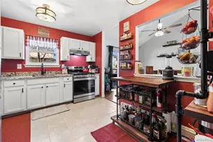 19 Flintlock Dr, Shirley, NY 11967 - Photo 16