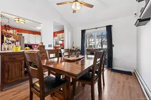 19 Flintlock Dr, Shirley, NY 11967 - Photo 14