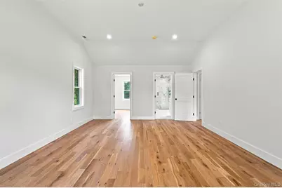 240 Mahopac Avenue, Somers, NY 10598 - Photo 16