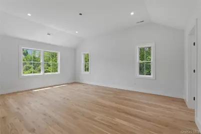 240 Mahopac Avenue, Somers, NY 10598 - Photo 20