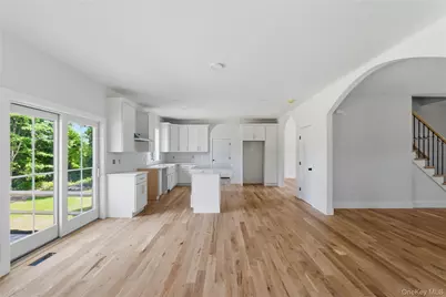 240 Mahopac Avenue, Somers, NY 10598 - Photo 12
