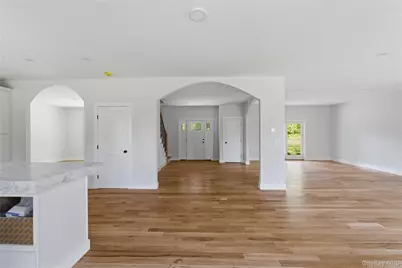 240 Mahopac Avenue, Somers, NY 10598 - Photo 16