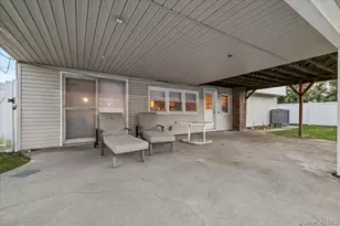 600 Hungry Harbor Rd, Woodmere, NY 11581 - Photo 26