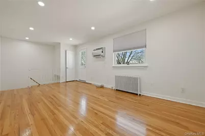 260-55 Union Turnpike #B, Glen Oaks, NY 11004 - Photo 6