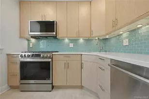 260-55 Union Tpke, Glen Oaks, NY 11004 - Photo 8