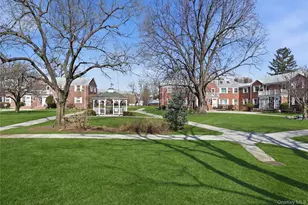 260-55 Union Tpke, Glen Oaks, NY 11004 - Photo 28