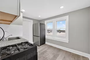 21 Maple Ave, Port Jefferson, NY 11776 - Photo 16