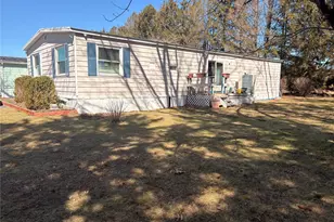 703 Fresh Pond Ave, Calverton, NY 11933 - Photo 2