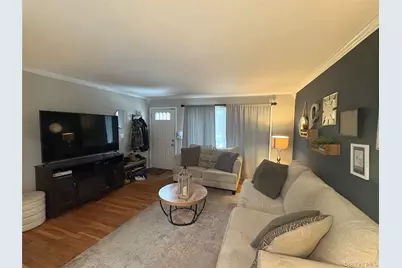 4429 Express Drive N, Ronkonkoma, NY 11779 - Photo 2