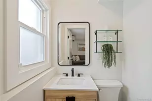 36 Stauber Dr, Plainview, NY 11803 - Photo 24