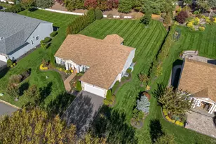 39 Hamlet Woods Dr, Saint James, NY 11780 - Photo 44