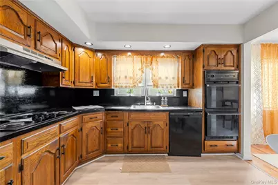 112-36 180th Street, Jamaica, NY 11433 - Photo 18