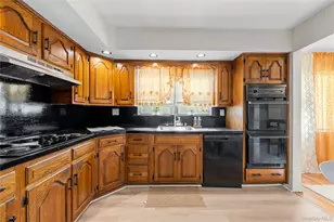 112-36 180th St, Jamaica, NY 11433 - Photo 18