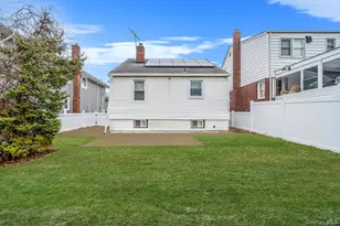 12 Edna Ct, Valley Stream, NY 11580 - Photo 18