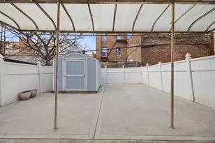 867 Kinsella St, Bronx, NY 10462 - Photo 16