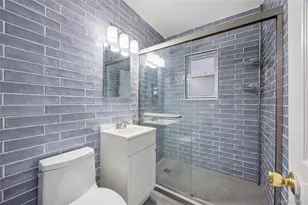 867 Kinsella St, Bronx, NY 10462 - Photo 20