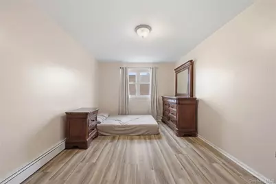 867 Kinsella Street, Bronx, NY 10462 - Photo 32