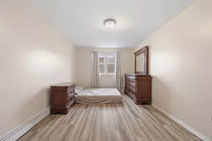 867 Kinsella St, Bronx, NY 10462 - Photo 32