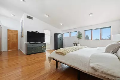 3454 Woodward Street, Oceanside, NY 11572 - Photo 32