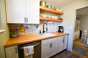 5 Fair Harbor Dr, Patchogue, NY 11772 - Photo 10