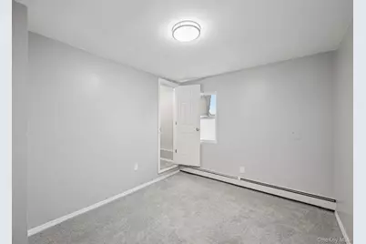 33 E Cherry Street, Central Islip, NY 11722 - Photo 18