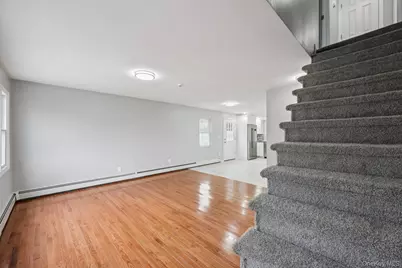 33 E Cherry Street, Central Islip, NY 11722 - Photo 6