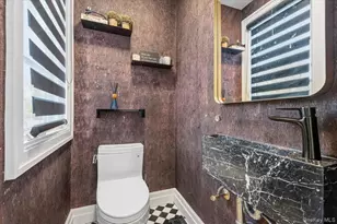 230 Ocean Ave, Lawrence, NY 11559 - Photo 20