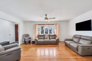 144-50 227th St, Springfield Gardens, NY 11413 - Photo 10