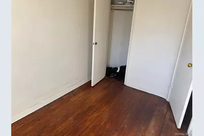 12212 6th Avenue, College Point, NY 11356 - Photo 4