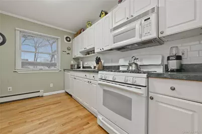 112 Noel Drive, Centereach, NY 11720 - Photo 6