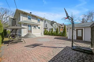 85-16 Abingdon Rd, Kew Gardens, NY 11415 - Photo 22