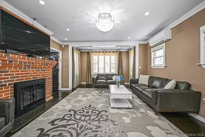 8516 Abingdon Road, Kew Gardens, NY 11415 - Photo 4