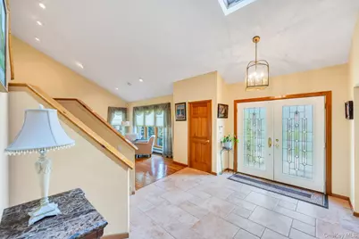 9 Artisan Avenue, Huntington, NY 11743 - Photo 16