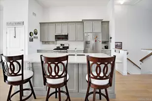 272 Silver Timber Dr, Yaphank, NY 11980 - Photo 6