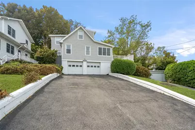 31 W Fairview Avenue, Jamesport, NY 11901 - Photo 4