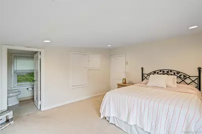 31 W Fairview Avenue, Jamesport, NY 11901 - Photo 22