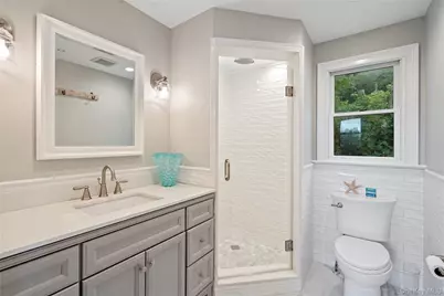 31 W Fairview Avenue, Jamesport, NY 11901 - Photo 18