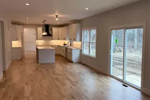 4 Lotto Ct, Lake Grove, NY 11755 - Photo 6