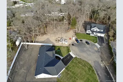 4 Lotto Court, Lake Grove, NY 11755 - Photo 44