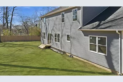 4 Lotto Court, Lake Grove, NY 11755 - Photo 42