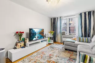 2552 E 7th St, Brooklyn, NY 11235 - Photo 4